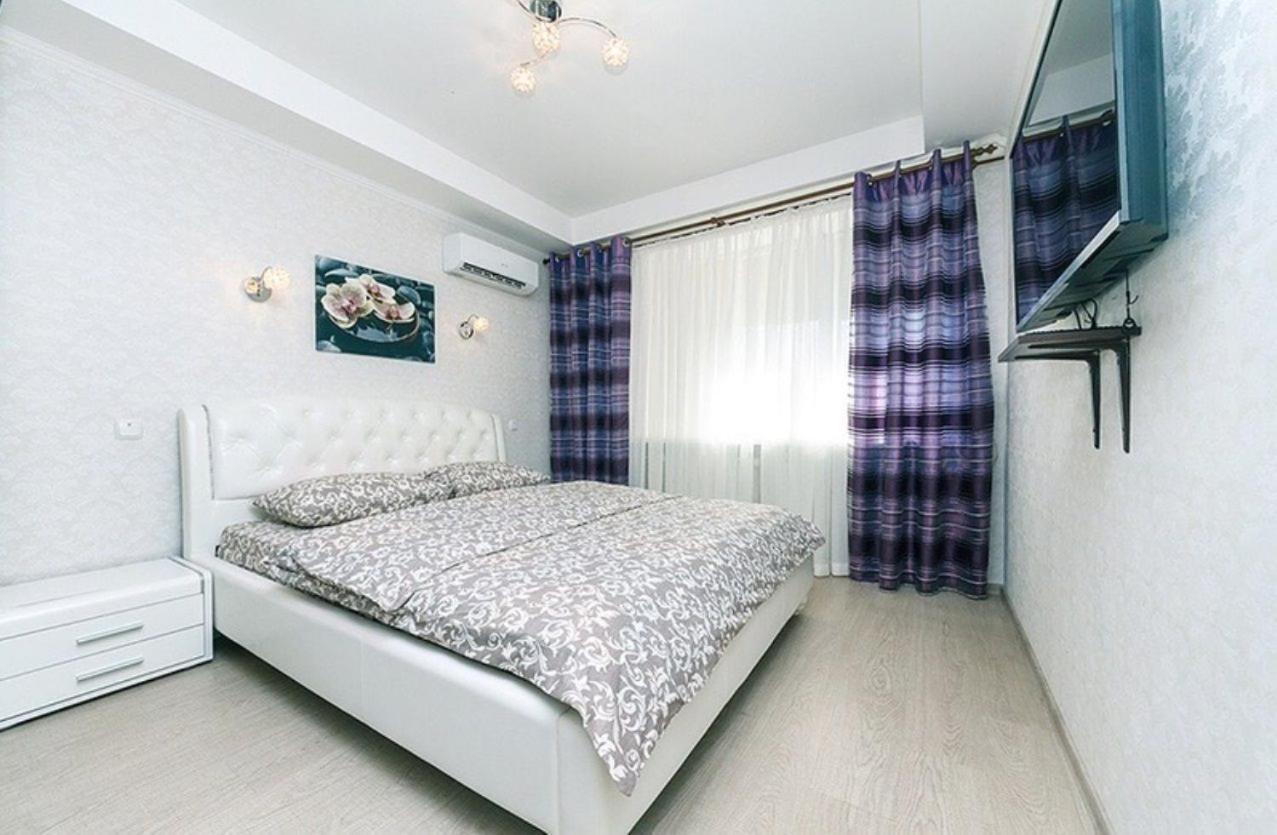 Apartment Baseina Khreschatyk Kiev Exterior foto